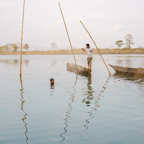 In his documentation of the Indian island of Majuli, where the climate catastrophe shapes the daily lives of everyone living there, András Zoltai shifts from a destruction-led narrative to one of human perseverance that focuses on our intimate relationship with water.