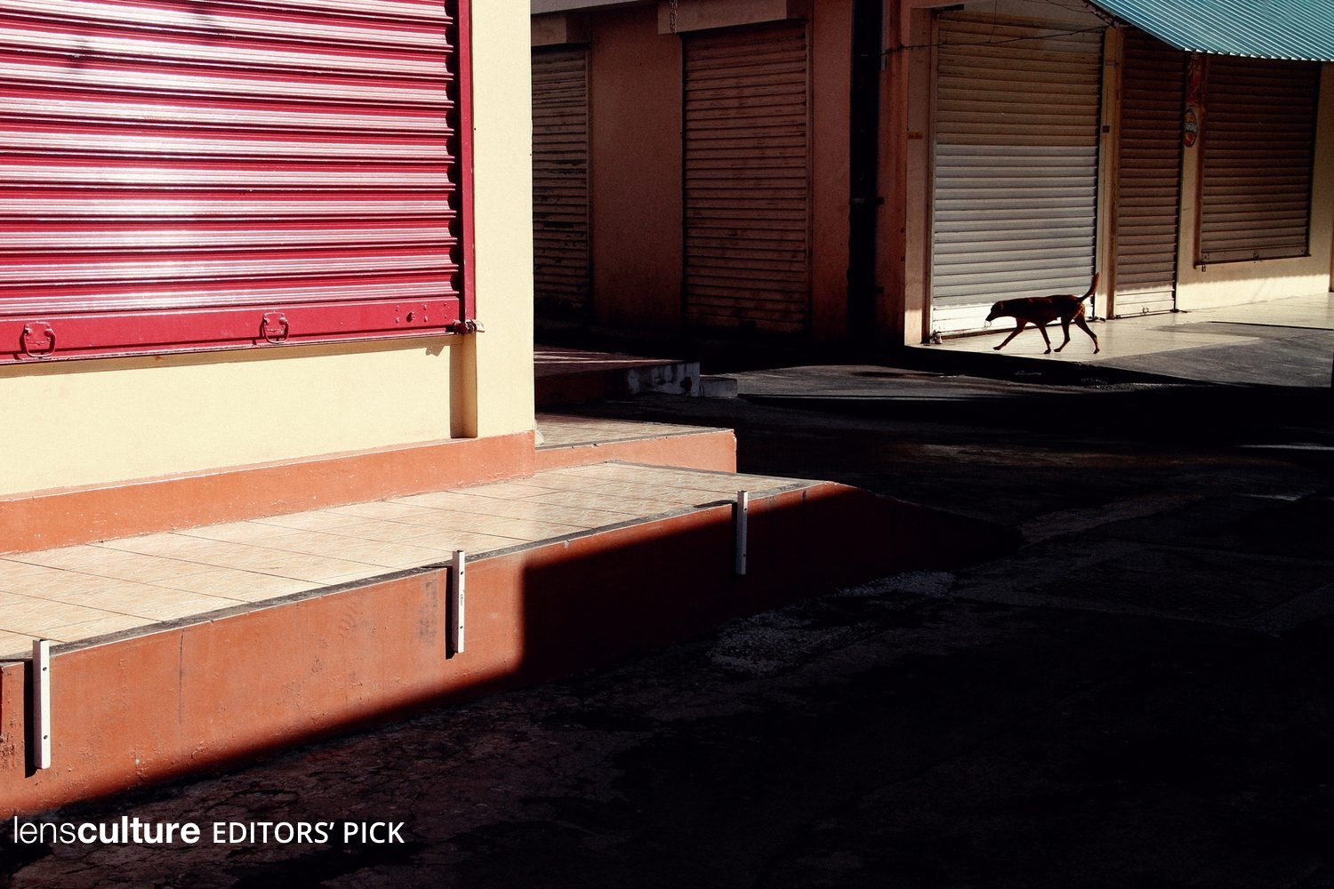 From one moment to the other 1