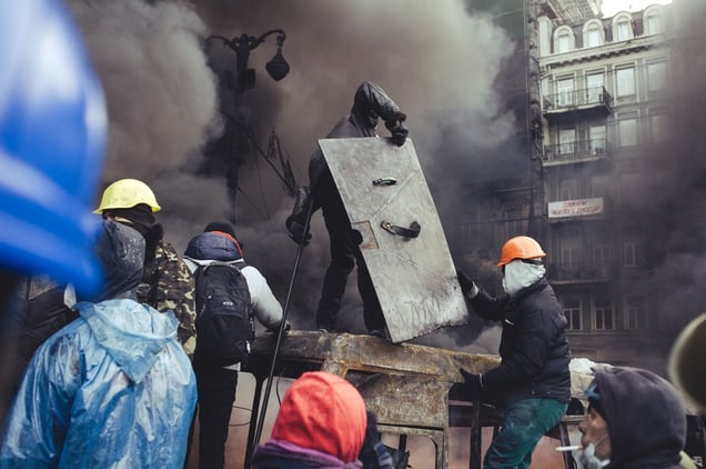 Protesters occupy the defense during the next confrontation between police and protesters. Kyiv, Jan. 25, 2014.
