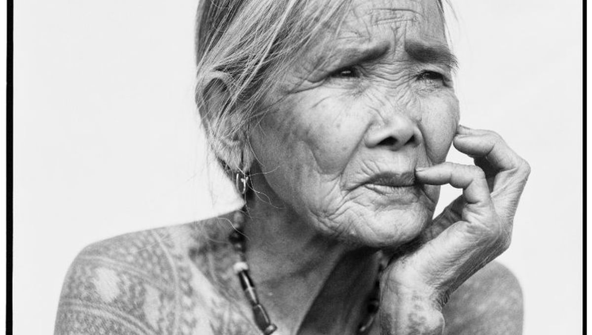 The last tattoed Kalinga woman, 2011 © Jake Verzosa