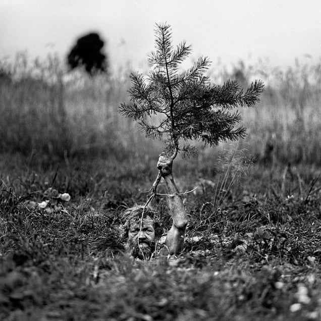 © Adam Panczuk (Poland) The Karczebs are people in Poland who are strongly attached to the land they cultivate. A Karczeb is also called a stump with roots still stuck in the earth after the tree has been cut down. Honorable Mention, LensCulture Exposure Awards 2009