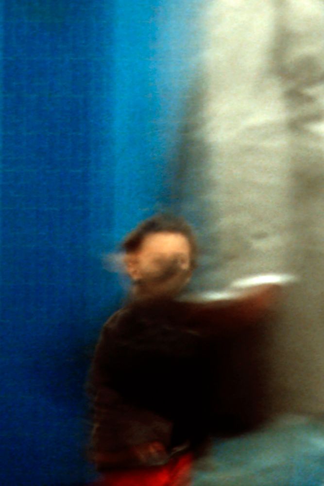 Here and gone: 21st century anonymous portraits