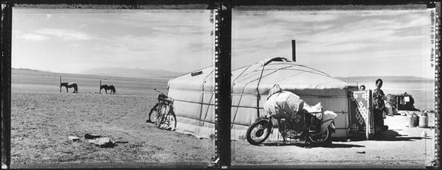 Nomadic Ger (Nomadic Mongolia #10), 2002. © Elaine Ling