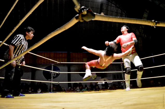 Cholitas Wrestling, 26