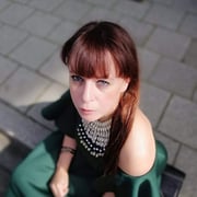 Isabel Mombaerts