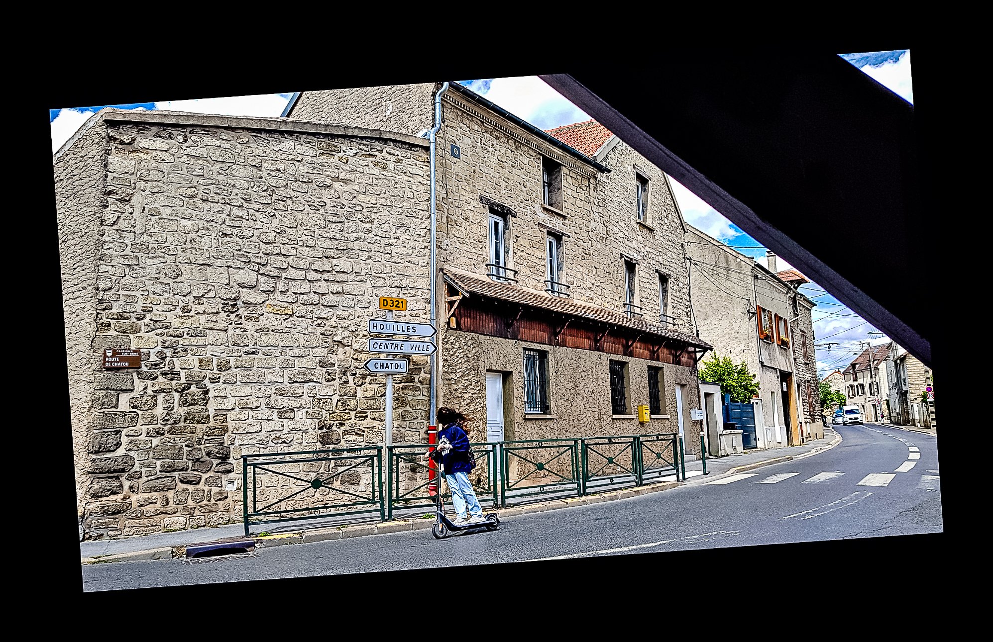 A WEEK IN PARIS. 
