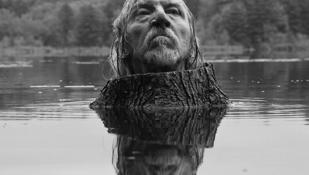 Fosters Pond, 2013 © Arno Rafael Minkkinen, Galerie Arcturus