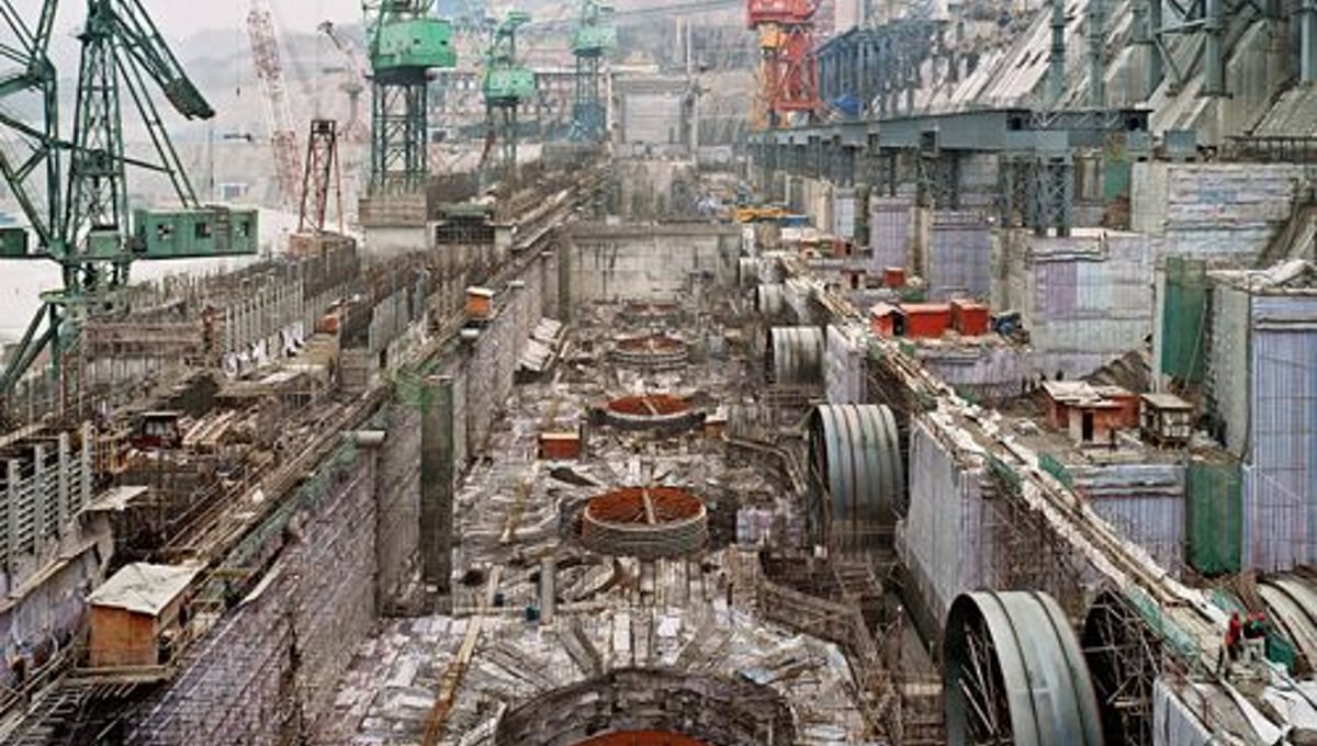 Dam #6, Three Gorges Dam Project, Yangtze River, 2005 © Edward Burtynsky