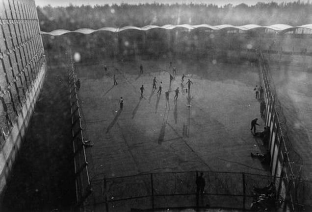 Youth Detention Center, Fleury-Mérogis, France, 1995-2001 © Klavdij Sluban