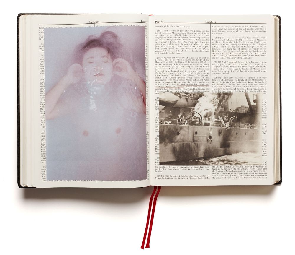 未開封 Holy Bible by アダムブルームバーグ オリバーチャナリン 未開封 Holy Bible by アダムブルームバーグ オリバーチャナリン