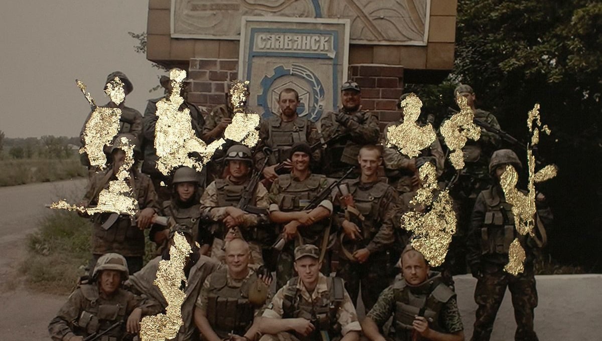 Out of the full squad, nine were killed and eight wounded” The ones covered in gold leaf were those that died. The group picture was taken from the archives of one of the soldiers. 2015. © Wiktoria Wojciechowska, Juror’s Pick, LensCulture Emerging Talent Awards 2016.