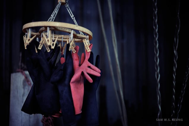 Labor in Lau Fau Shan, Hong Kong