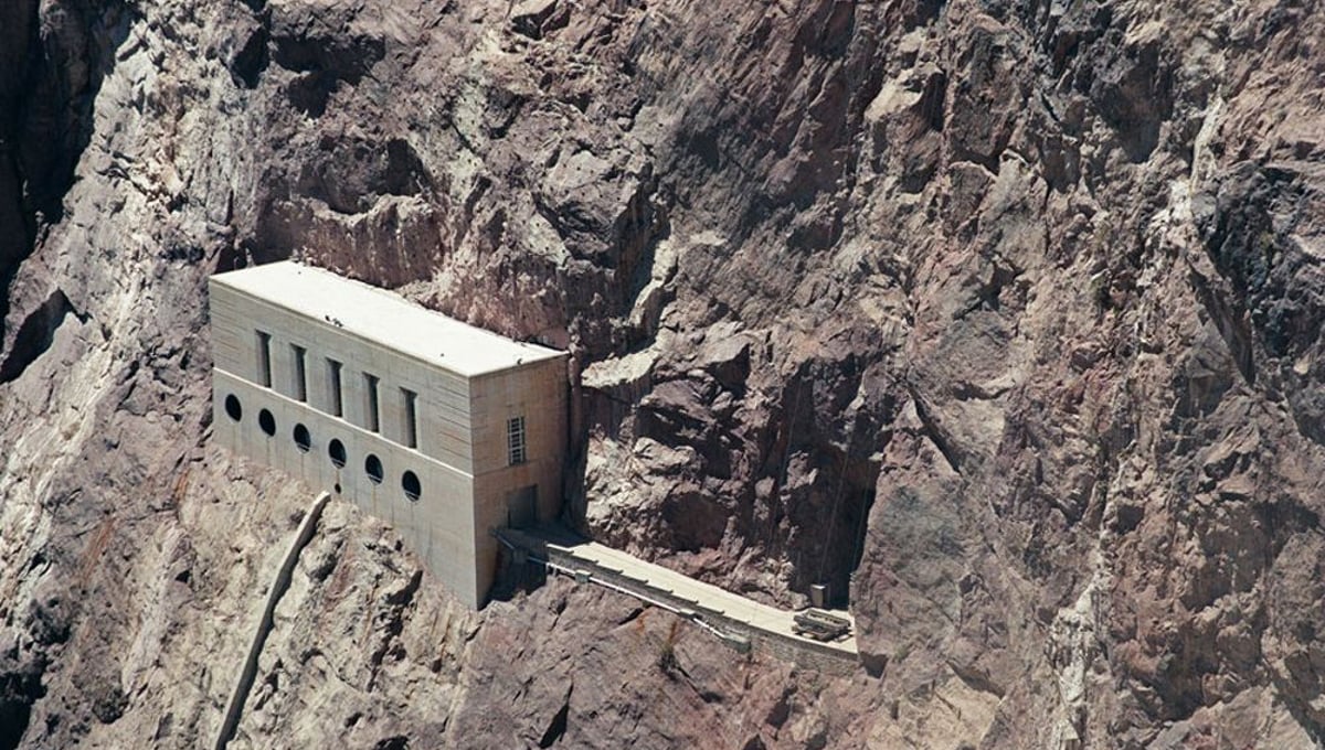 © Monika Wiechowska, Landscape #9 (Fragment of Hoover Dam, Nevada, Arizona, USA) 2007  Courtesy of Czarna Gallery, Warsaw.