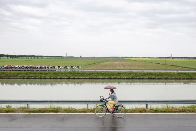 Stage: Veneto. The mouth of the Piave River. In 1918, at the end of World War I, this was the scene of Battle of the Piave River. It was the decisive battle of the war on the Italian Front, a moment when the Austro-Hungarians were definitively turned back. Thus, in the Italy, the river is called "Fiume Sacro alla Patria" (Sacred River of the Homeland).