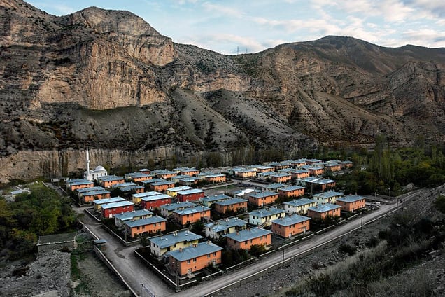 From the series Fault Lines: Turkey East to West © George Georgiou