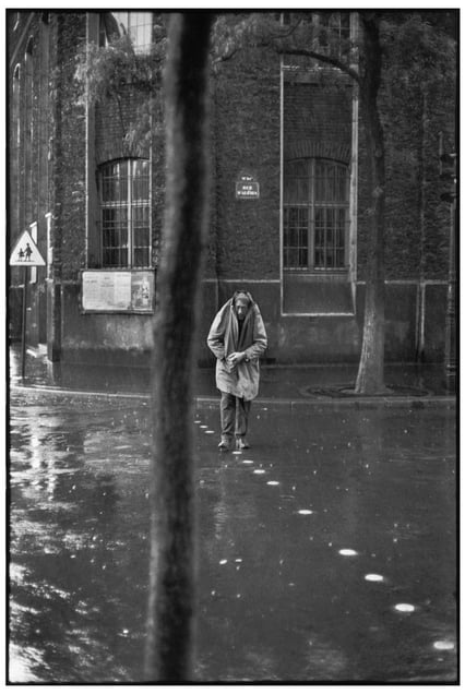 Alberto Giacometti, Rue d’Ale?sia, Paris, France, 1961 © Henri Cartier-Bresson/Magnum Photos, courtesy Fondation Henri Cartier-Bresson
