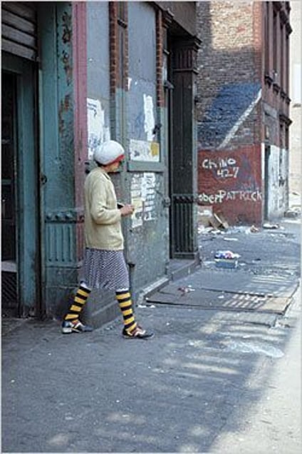 New York, circa 1971-early 1990s, © Helen Levitt. Courtesy Laurence Miller Gallery and/or powerHouse Books.
