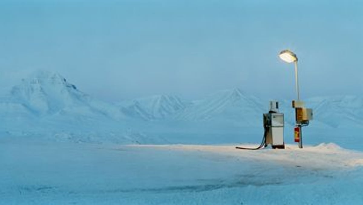 Barentsburg :  Petrol Pump