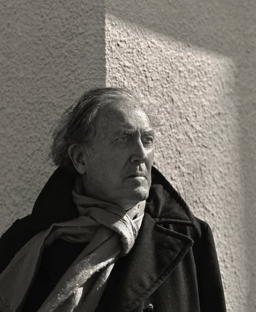 Robert Flynn Johnson
Curator Emeritus, Fine Arts Museums of San Francisco 
De Young Museum &  Legion of Honor