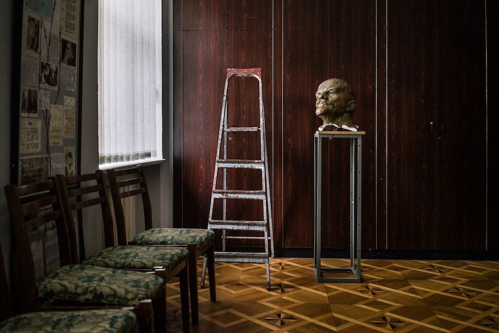 Looking for Lenin