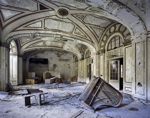 Untitled, from the series, The Ruins of Detroit,  © Yves Marchand and Romain Meffre