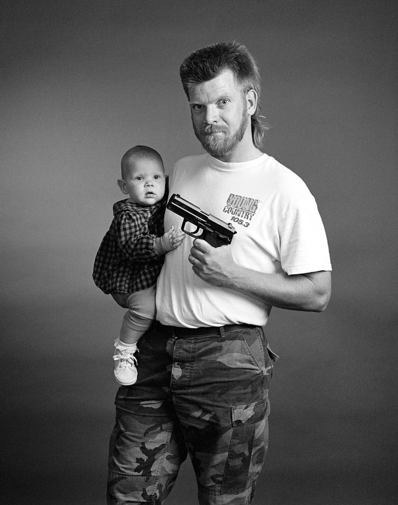 Gun Nation ゼッド・ネルソン　アメリカ　銃社会　写真集 Gun Nation USA - Photographs by Zed Nelson | LensCulture