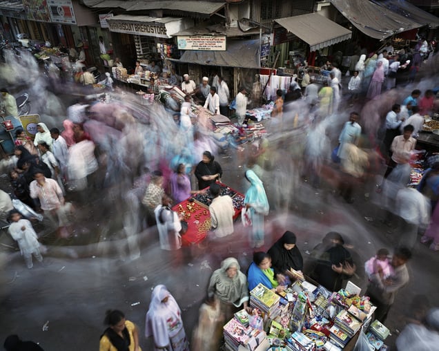 Saifee Jubilee Street, Kumbharwada, Mumbai, India, 2007.