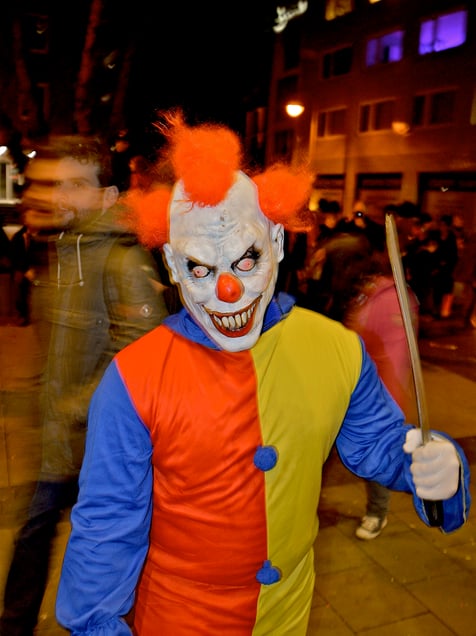 "HORROR CLOWN HAPPINESS"