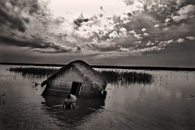 Water Tragedy: Climate Refugee of Bangladesh © Munem Wasif, courtesy of Prix Prictet 2008