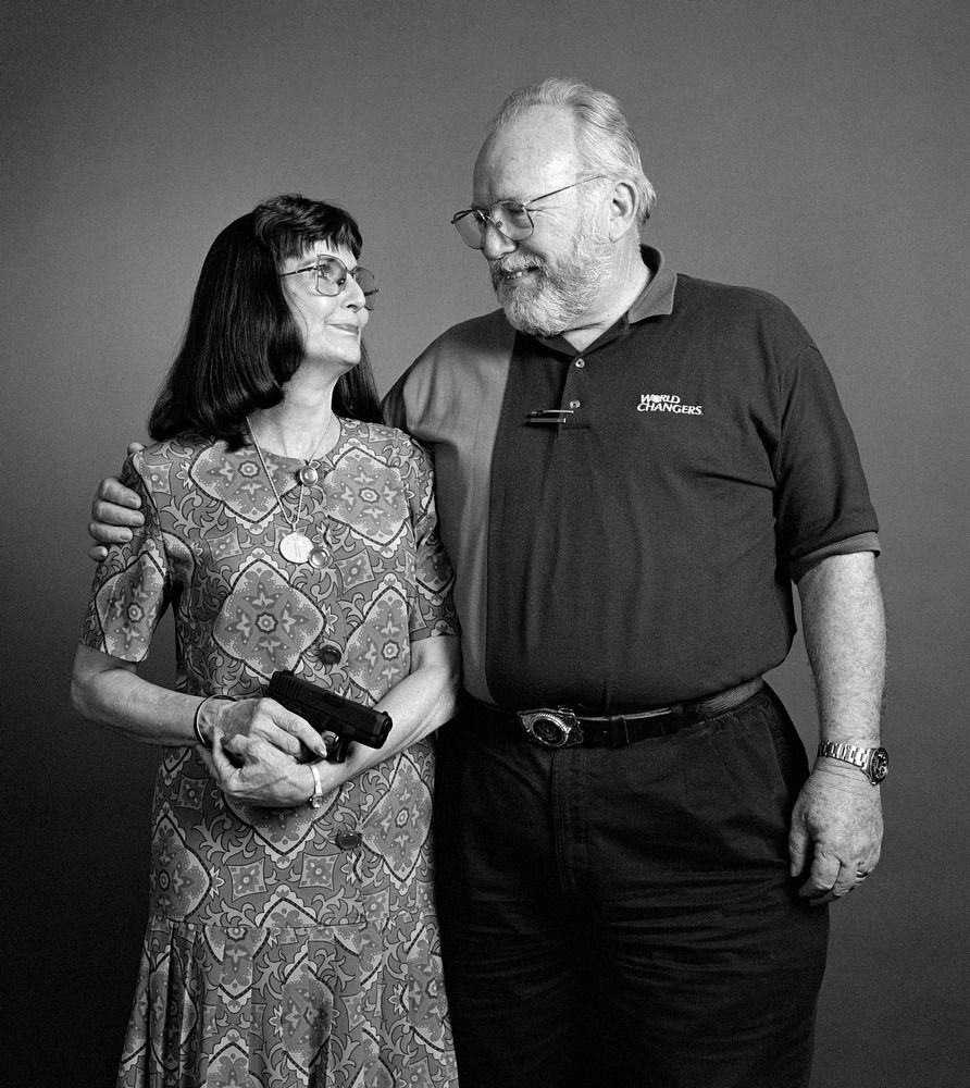Gun Nation ゼッド・ネルソン　アメリカ　銃社会　写真集 Gun Nation USA - Photographs by Zed Nelson | LensCulture