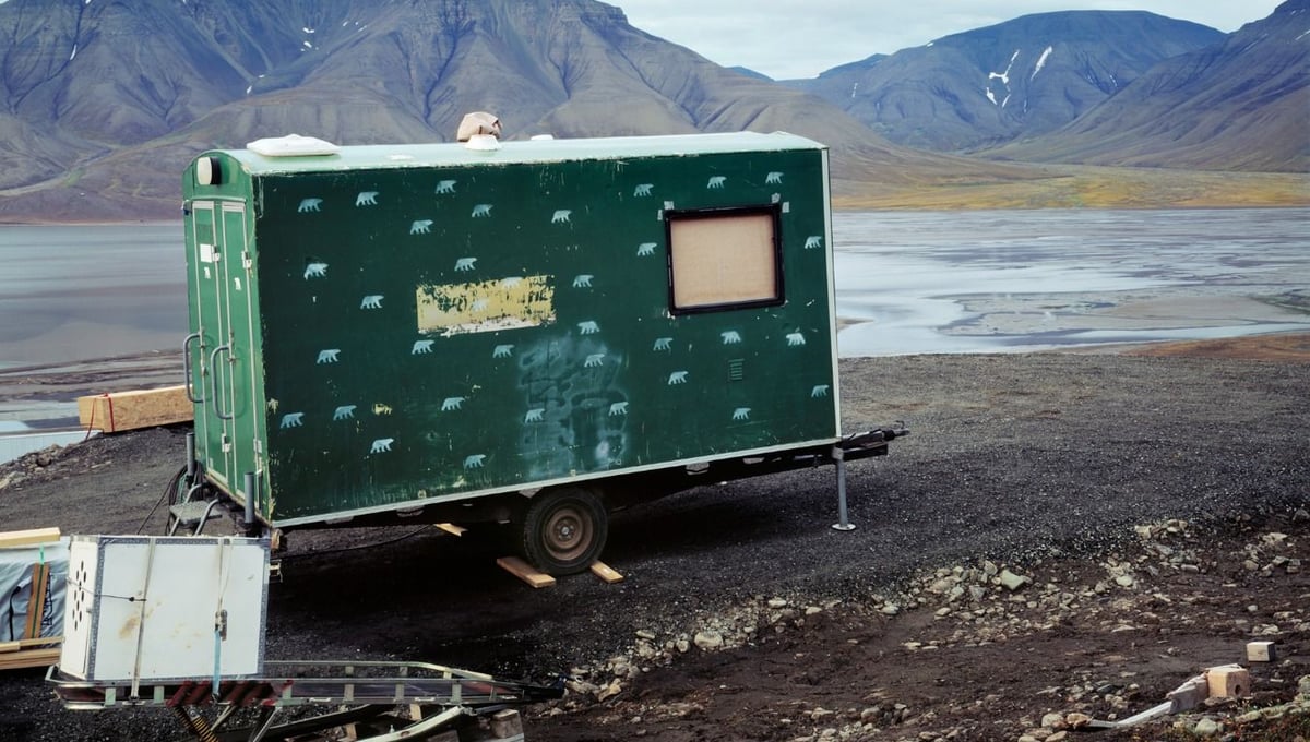 Polar Bear Country, from the series "The Place of No Roads" © Ville Lenkkeri