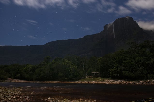 Isla Ratón - Angel falls, National Park Canaima Venezuela