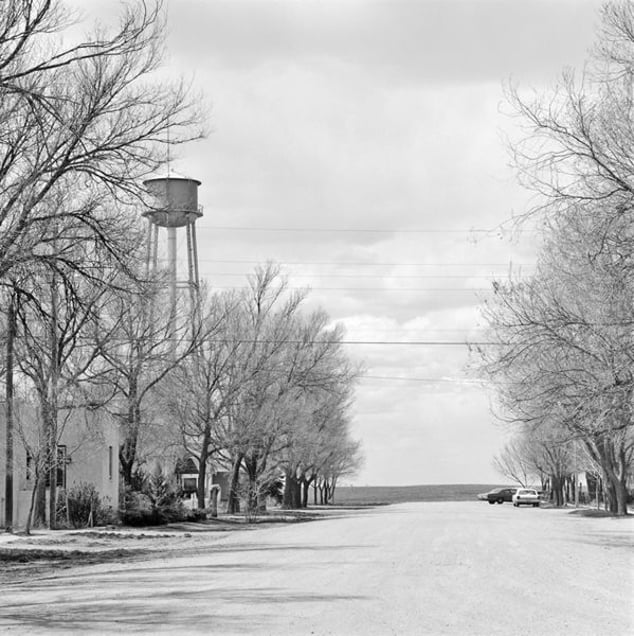 Genoa, Colorado. 1970. © Robert Adams. Image courtesy of Fraenkel Gallery.
