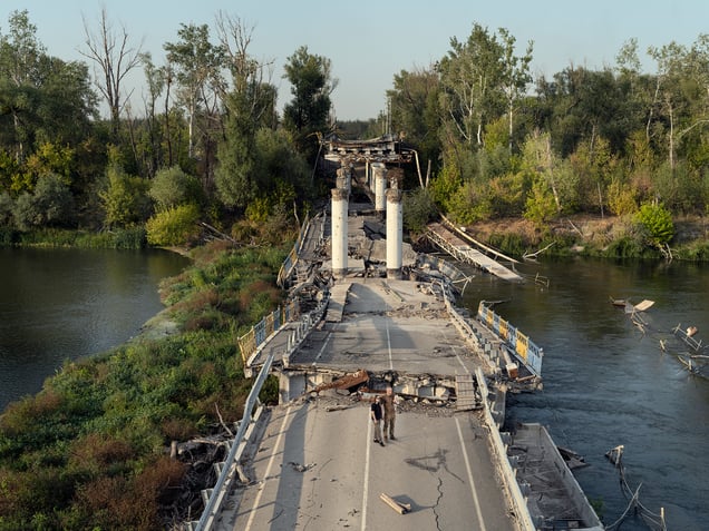 Anastasia Yevhenii and paranoia. Donbas. Aug 24