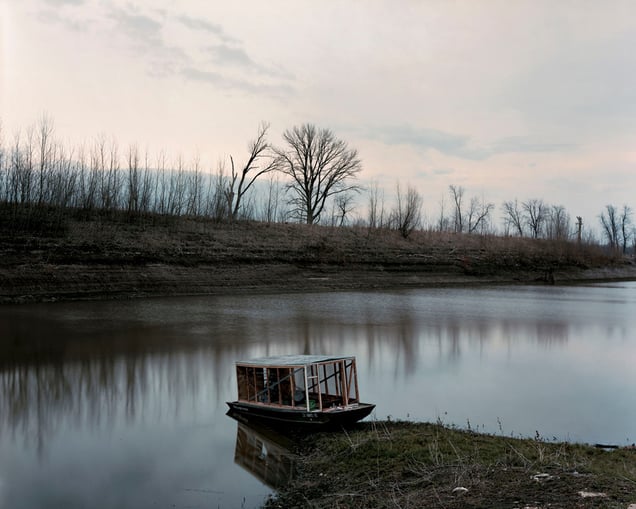 St. Genevieve. From Sleeping by the Mississippi. © Alec Soth, courtesy of Science Museum and Magnum