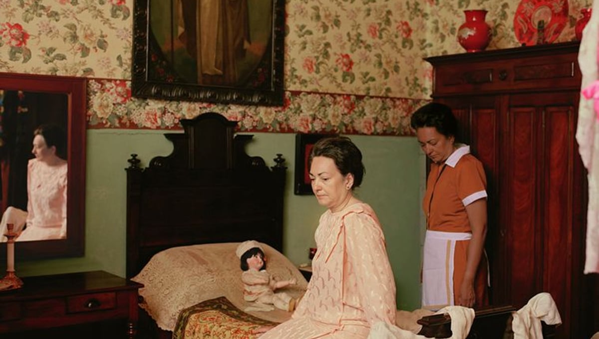 2nd Prize, Lens Culture International Exposure Awards 2011, Portfolio Category En el cuarto de la nina, from the series Casa de Mujeres © Rachelle Mozman