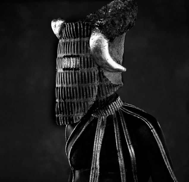 ARMAROS

maks ,costumes and complements made by author