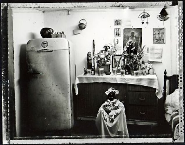 Russian Refrigerator, Havana, 2000. © Elaine Ling
