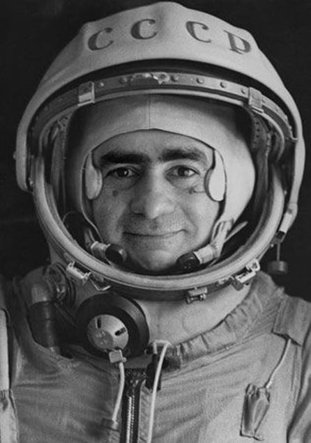 Sputnik series, Official portrait of cosmonaut pilot Ivan Istochnikov, 1997, gelatin silver print, 100 x70 cm © Joan Fontcuberta