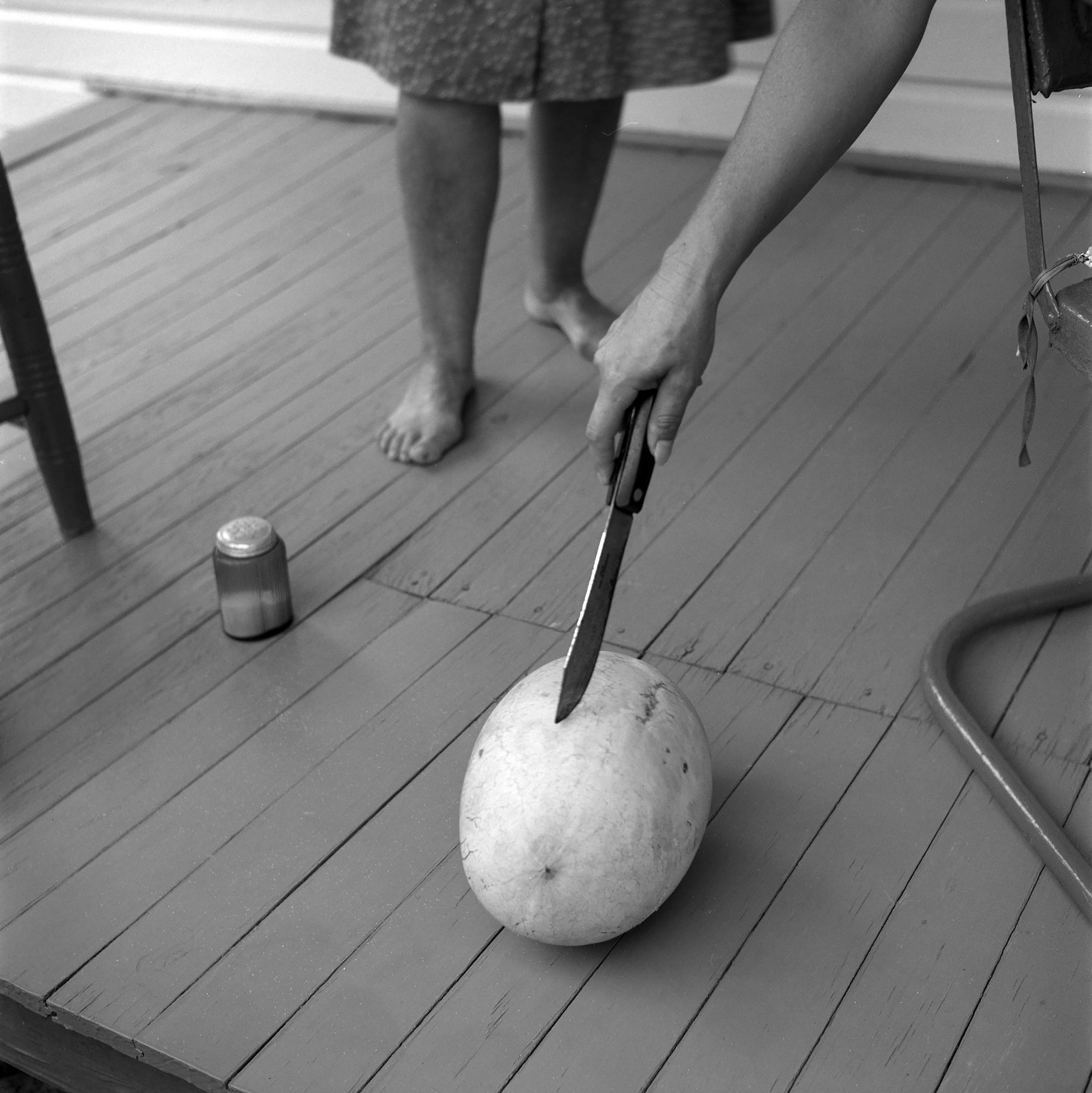 Gertrude’s Melon, Danville, Virginia, 1982 © Emmet Gowin, courtesy Pace Gallery