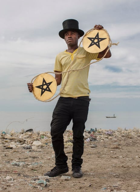 Ghetto Tarot - 2 of pentacles