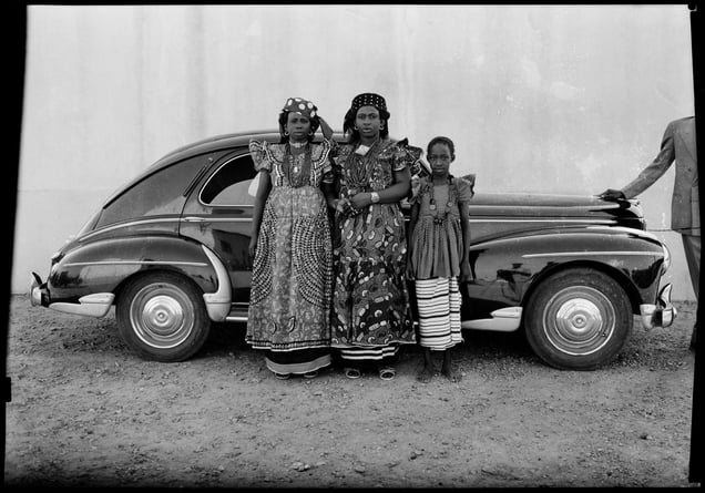 Untitled, 1954 © ￼￼￼￼￼￼￼￼￼￼￼￼Seydou Keïta / SKPEAC / courtesy CAAC - The Pigozzi Collection, Geneva