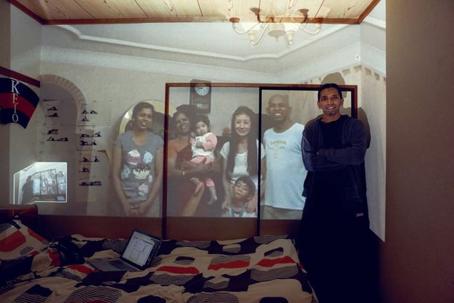 Krishnan Family / Yokohama / Teban Gardens © John Clang