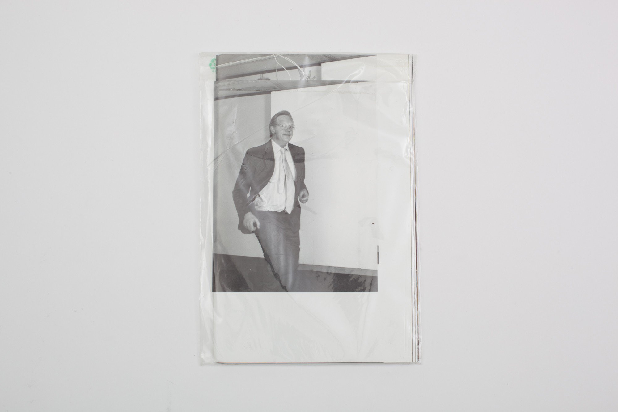 Playing borders this contemporary state of mind, 2009