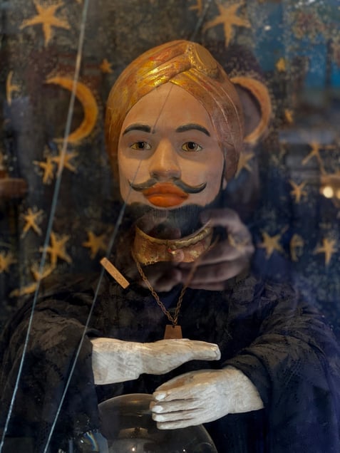 Broken Fortune Teller