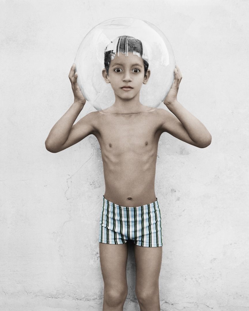 Vee Speers - The Birthday Party | LensCulture