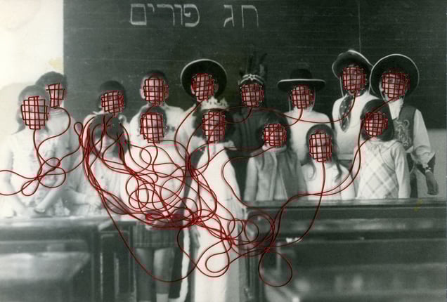 le déguisement / the disguise, from the series Photos-Souvenirs, © Carolle Benitah