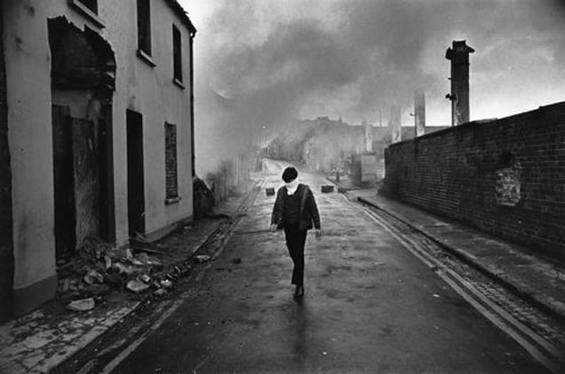 Northern Ireland. 1972. From the book "War Photographer: Between Shadow and Light" © Christine Spengler