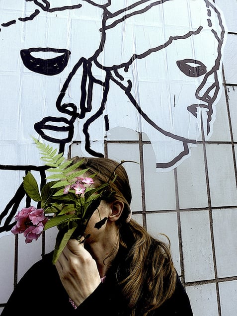 "FLOWER POWER WALL FLOWER" "MUNTERES MAUERBLÜMCHEN"