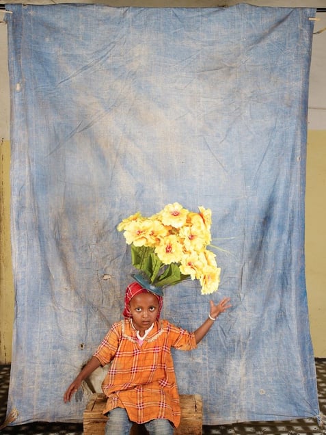How Much Can You Carry?, 2014 © Floriane de Lassée, Filigranes